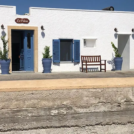 La Polena 1 *